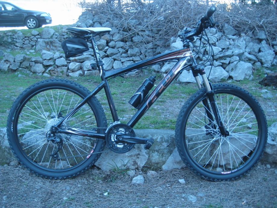 MTB FELT Q720