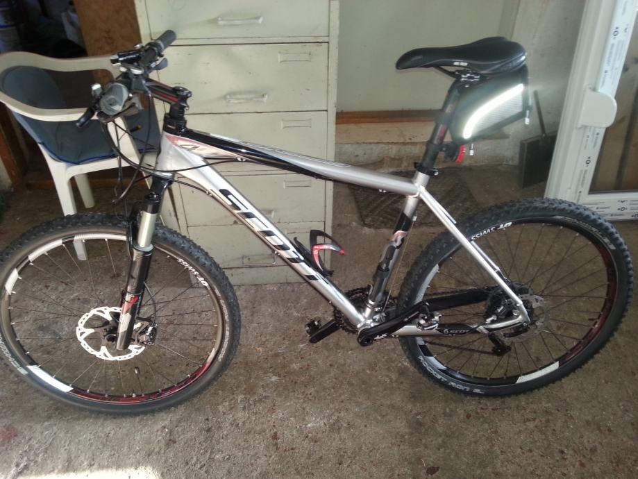 scott scale 40 price