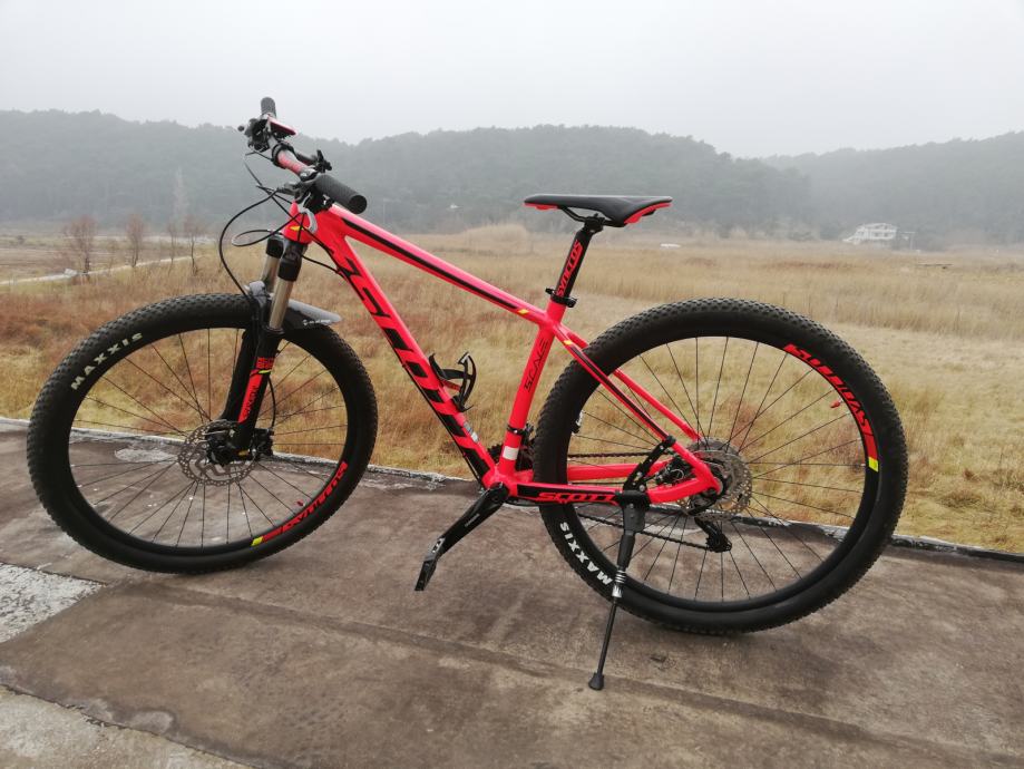 scott scale 970 vs trek x caliber 9