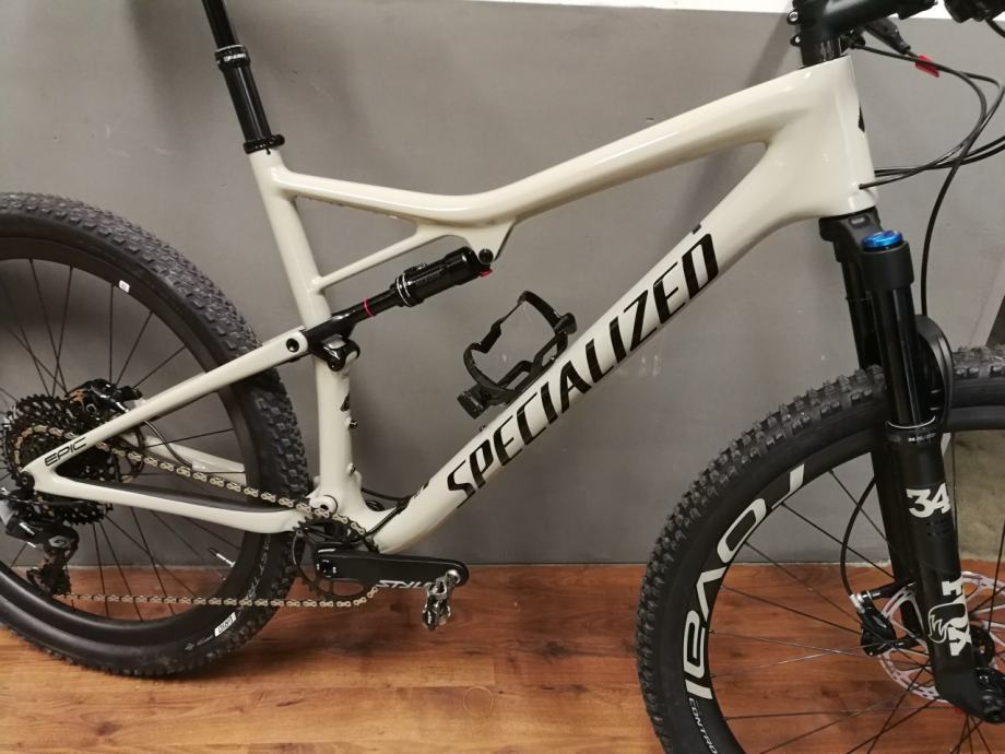 specialized expert evo 2019
