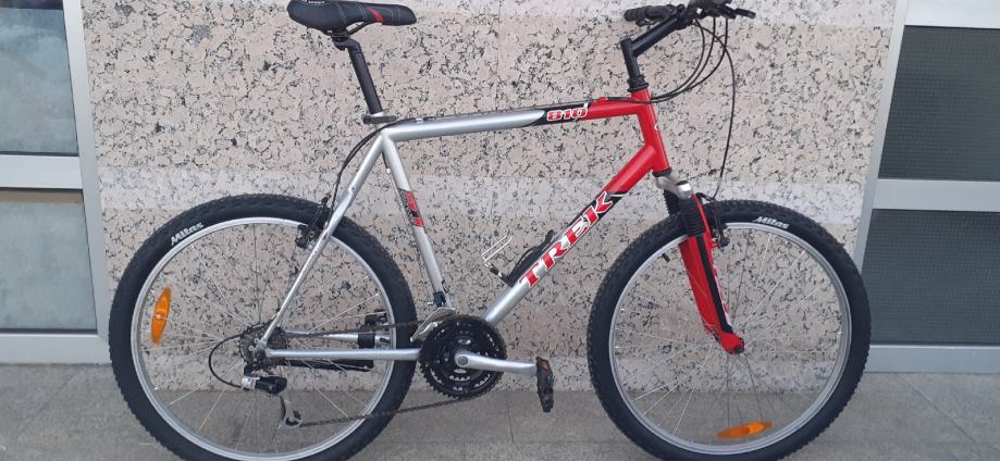trek 810 mountain bike
