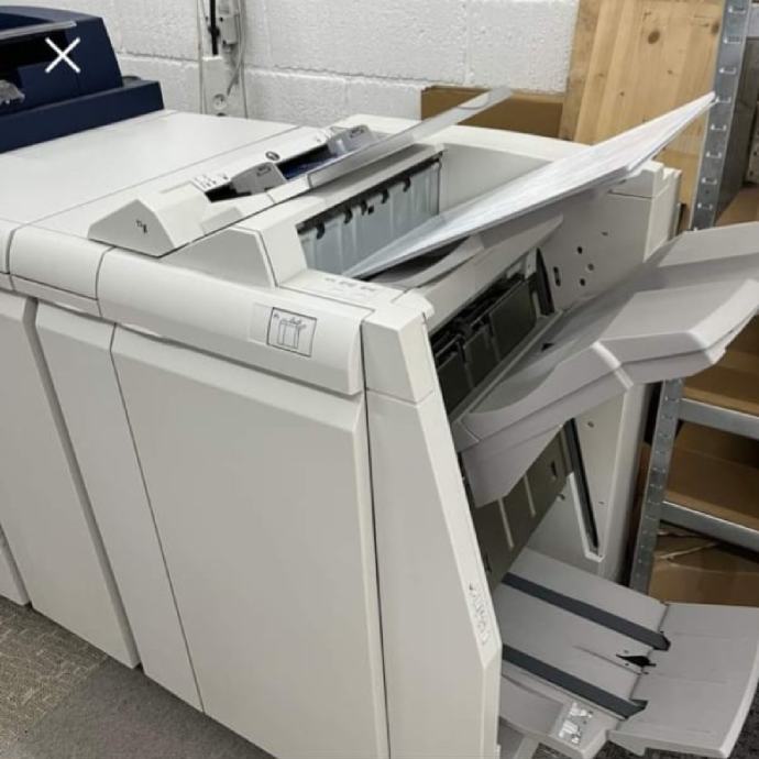 Xerox Versant 80+EXi Fiery+SRA3+Light Production Finisher. PRODANO!