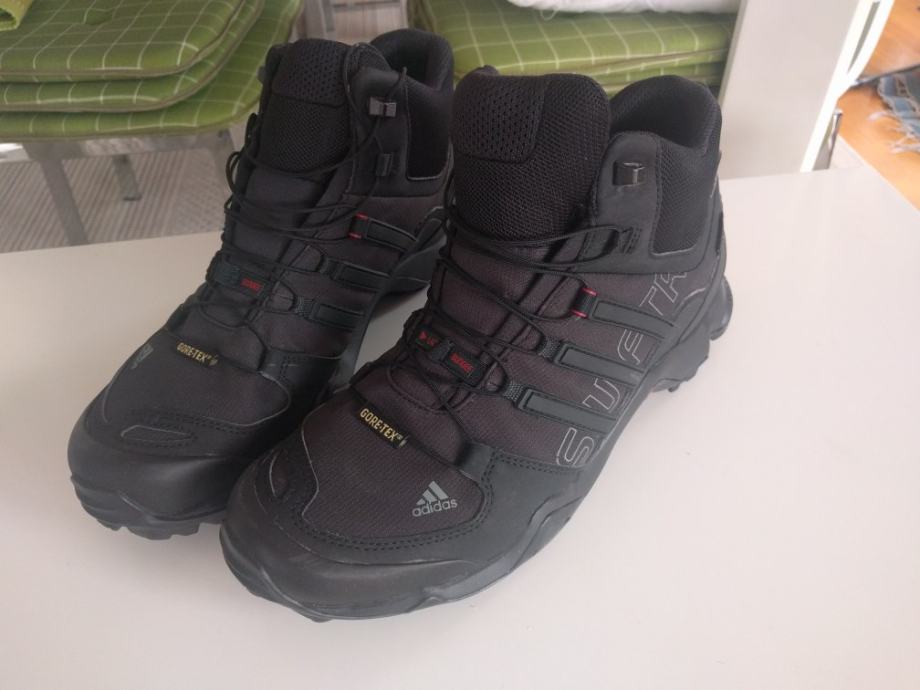 Adidas Terrex Swift R Mid GTX, novo