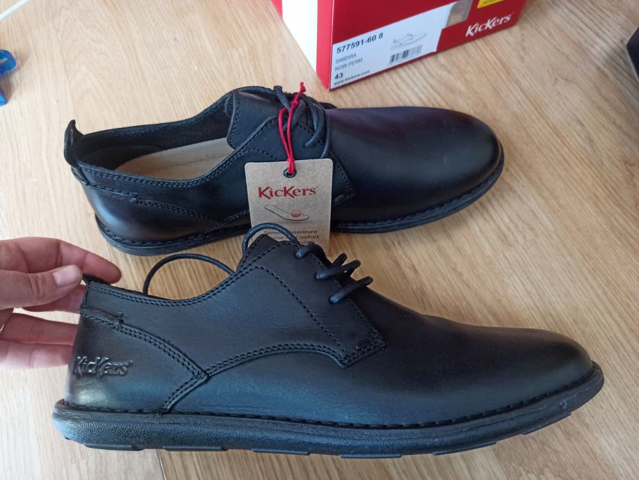 Kožne Kickers cipele 43 nove!!