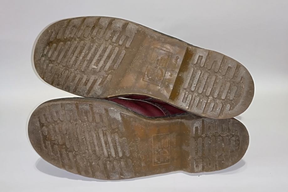 Dr. Martens 1919, Made in England, 45, 10 rupica, metalna kapica