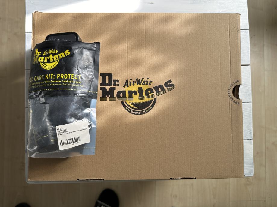 cizme dr martens
