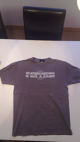 NHS skateboarding majica kratkih rukava, veličina M