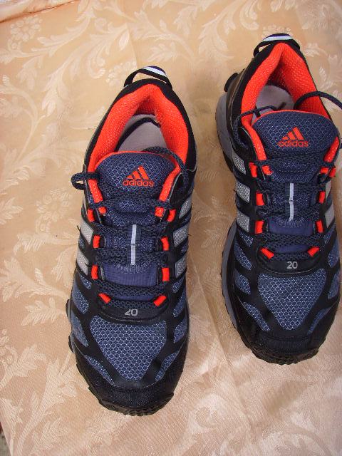 Adidas Response Trail 20 tenisice za trčanje broj 42