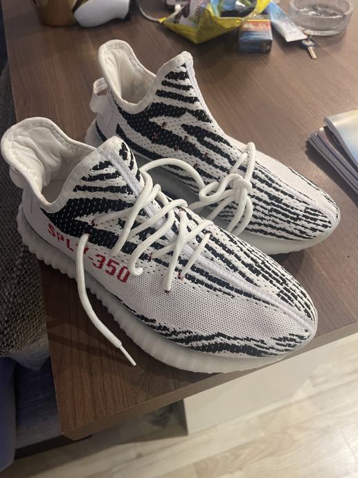 Adidas yeezy zebra