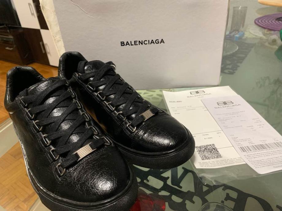 balenciaga arena low orange