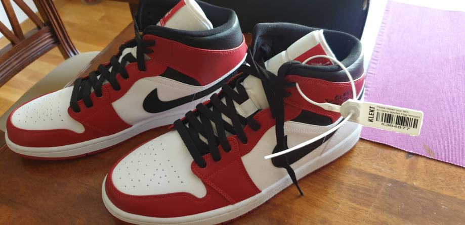 nike air jordan chicago 2020