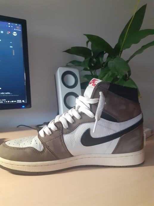 Travis Scott OG High (Dark Mocha) Stockx 100 AuthenticKorištene 1mj.