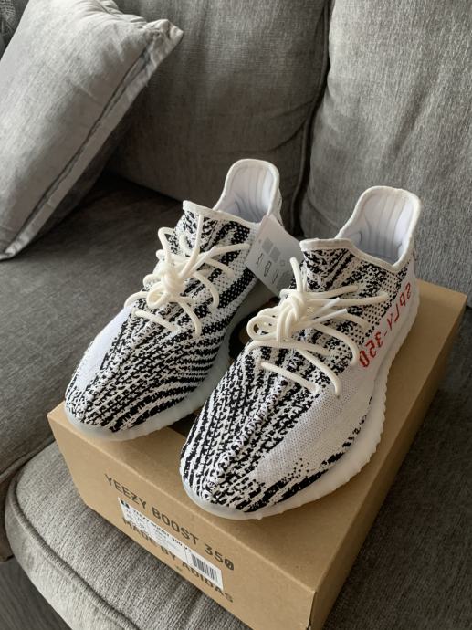 Yeezy Boost 350 V2