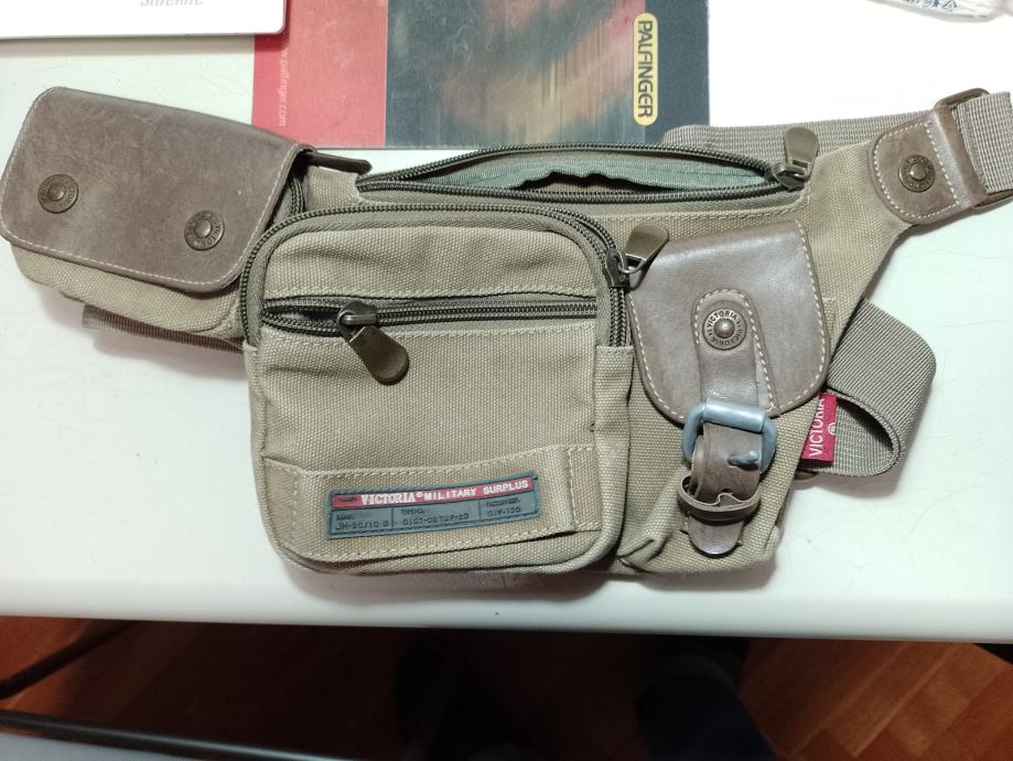 VICTORIA MILITARY SURPLUS TORBICA