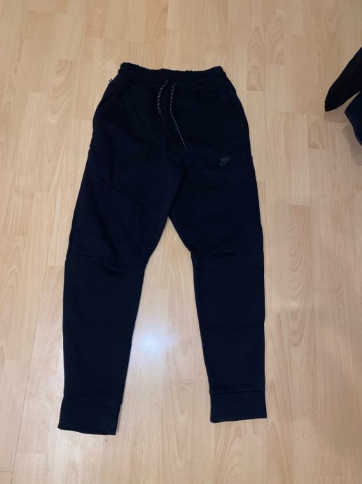 Nike Tech Flecche komplet kopija