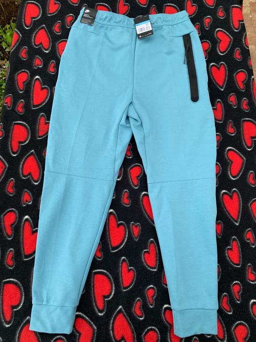 Nike Tech Fleece Joggers “Baby Blue”, velicina S, novo