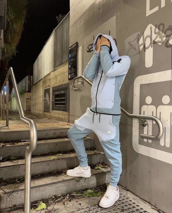 Svjetlo plavi Tech Fleece vise velicina, nov..