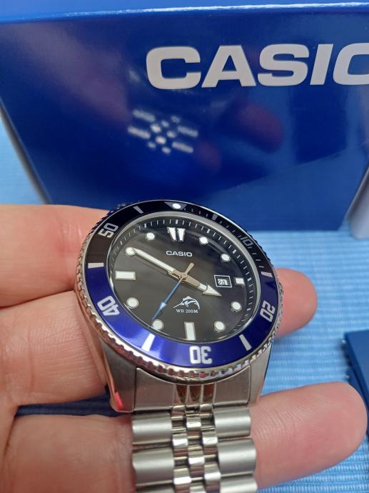 Casio DURO Marlin MDV 106B