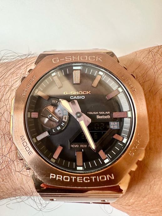 Casio G-Shock Solare GM-B2100GD-5AER - Orologio Uomo Rosa, Cassa E Bracciale In Acciaio