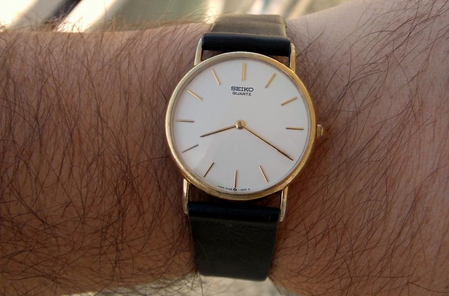 Elegantan Seiko sat u pozlati