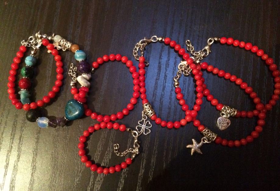 Koraljne narukvice za mame i bebe