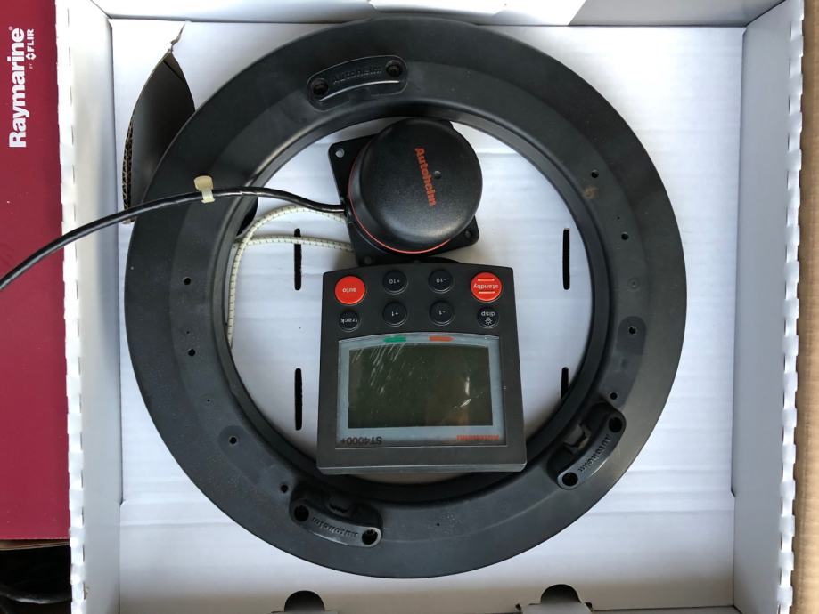 RaymarineAutohelm wheel autopilot ST4000+