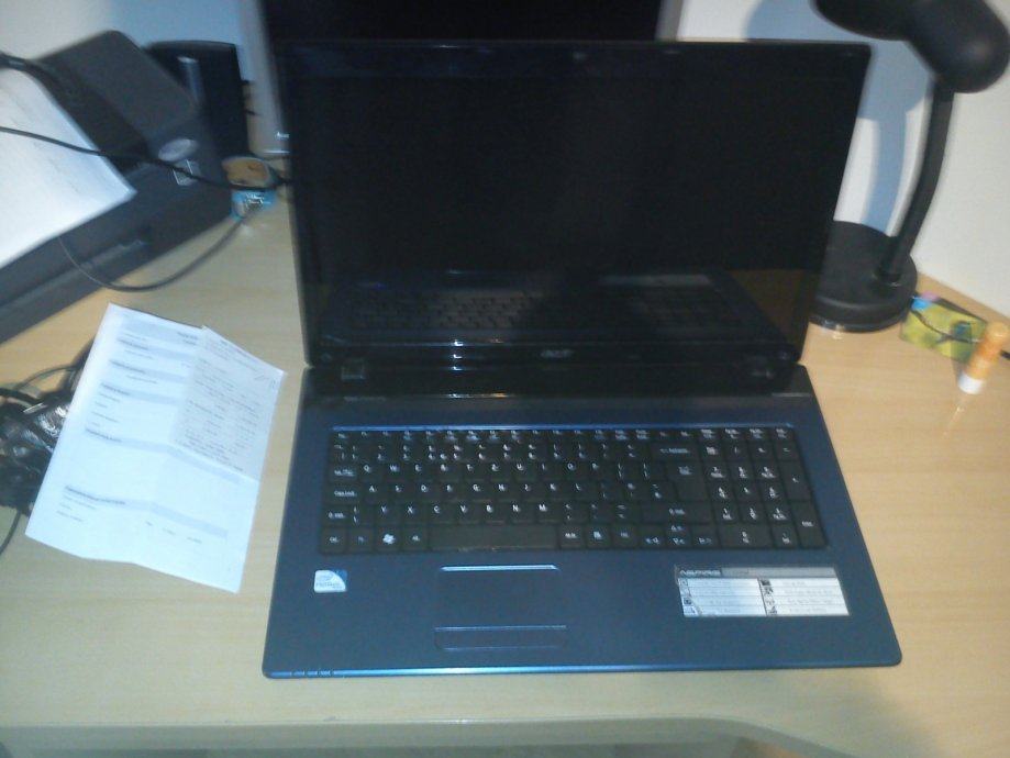 Prodajem laptop Acer Aspire 7750z 7750zg 7750g po dijelovima!