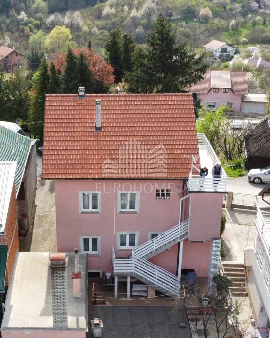 1060€/m2 Kustošija, Peterosobna Kuća, 277 m2 + GARAŽA, PREDIVAN POGLED (prodaja)