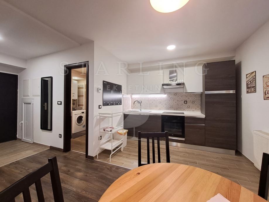 2 STANA, PRODAJA, ZAGREB, RAVNICE, 90 m2, 4-SOBAN (prodaja)