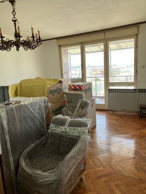 3s stan, 83 m2, RAVNICE (prodaja)
