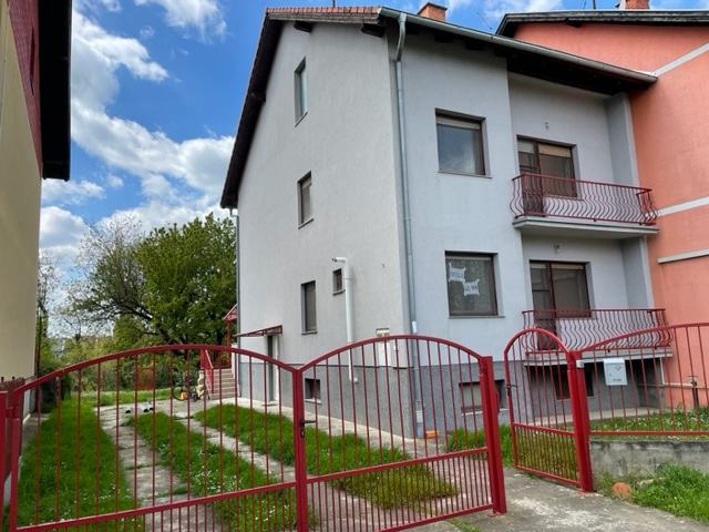 626. Vukovar, Miroslava Krleže 18, kuća 200 m2, ok 490 m2 na prodaju (prodaja)