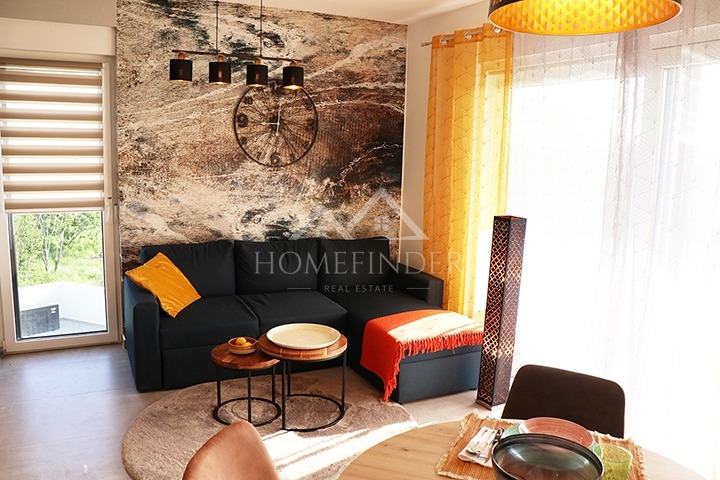 Apartman, 2S, Zaton, 100m od mora, 48,43m2 + terasa na krovu
