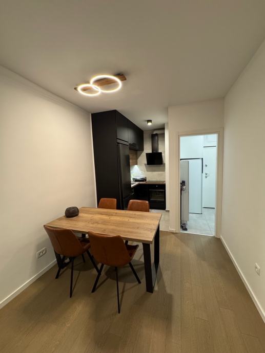 Branimirova, novogradnja 34m², 2-soban stan s garažom, dugoročni najam — slika 1