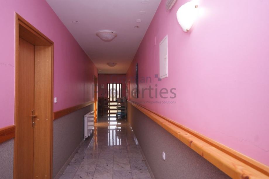 DONJA BISTRA STAMBENO GOSPODARSKI OBIJEKT, IDEALAN ZA STARAČKI DOM