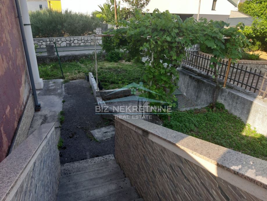 Donja Vežica kuća na odličnoj poziciji (prodaja)