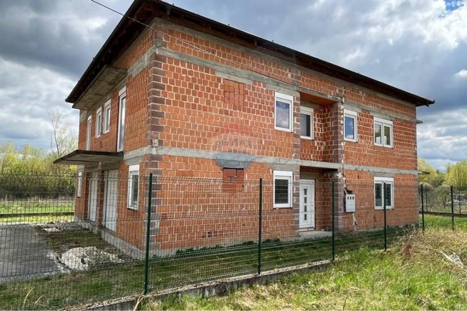DVOJNA KUĆA 430m² NA PRODAJU - ROH BAU - SESVETE - KREDIT