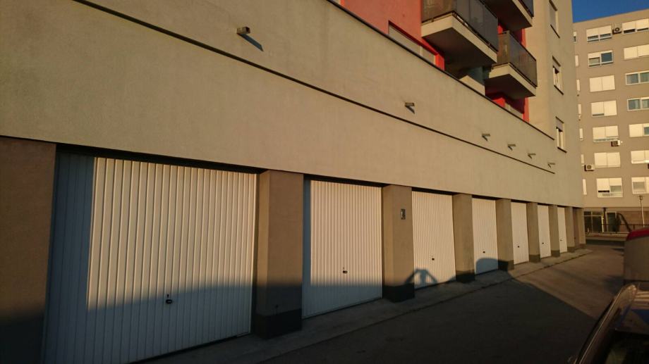 Garaža/skladište: Zagreb (Lanište), 18 m2 (iznajmljivanje)