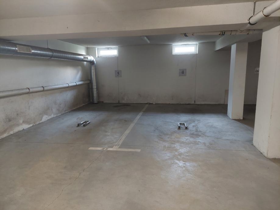 Garaža/skladišni prostor: Osijek, 28 m2 (iznajmljivanje)