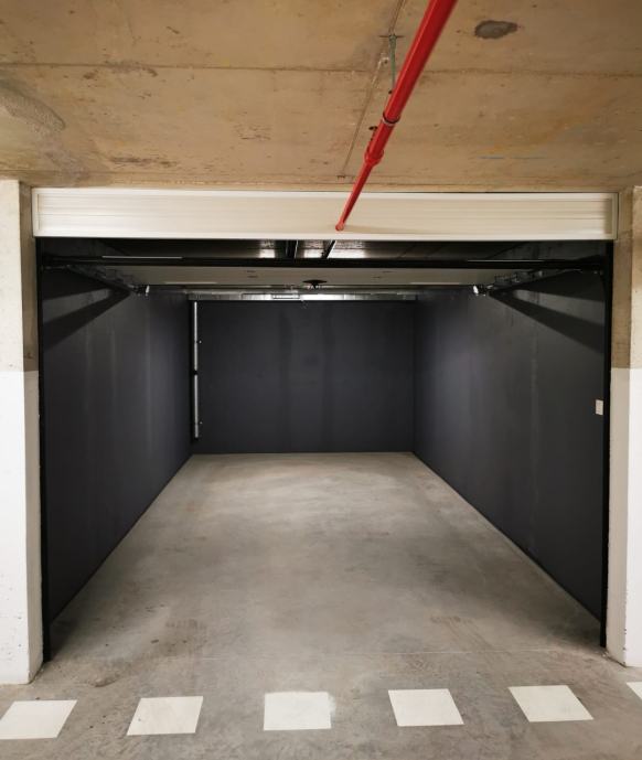 Garaža: Split, 21.8 m2 (prodaja)