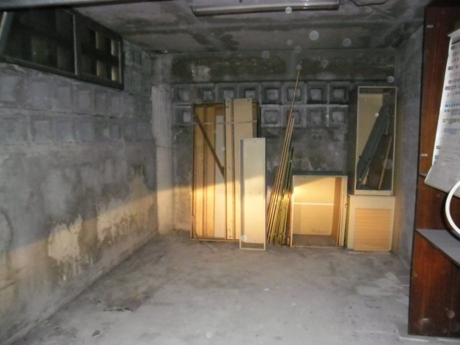 Garaža: Split, Smiljanićeva - blizu Dubrovačke, 17 m2 (prodaja)