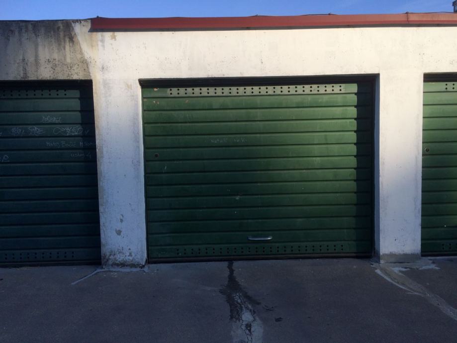 Garaža: Velika Gorica, 15 m2 (iznajmljivanje)