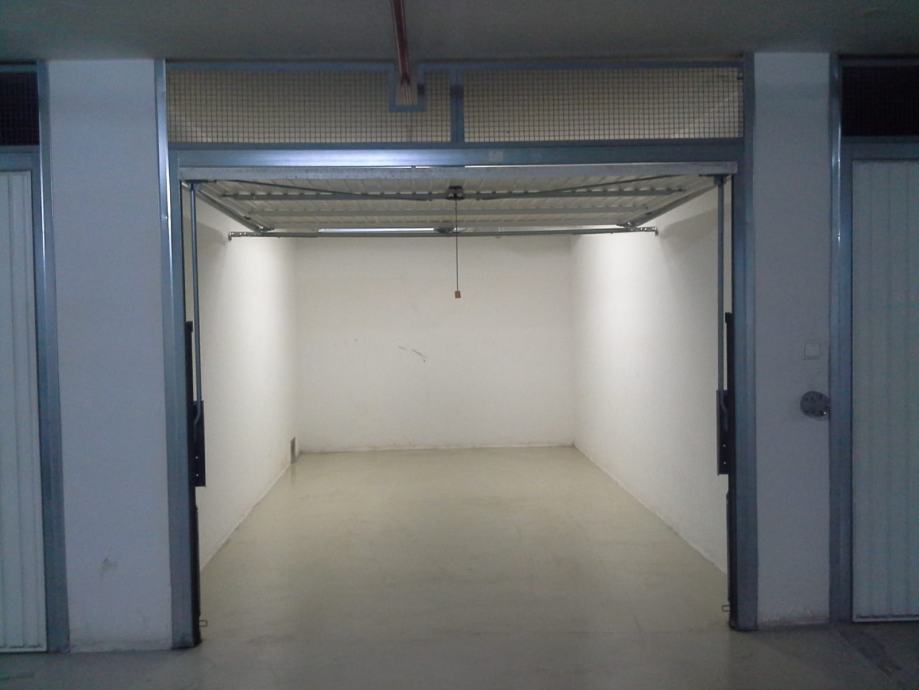 Garaža: Zagreb (Ravnice), 15 m2 (iznajmljivanje)