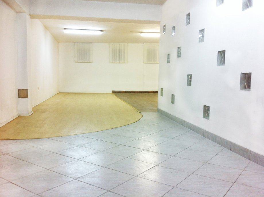 Garaže spojene u skladišno uredski prostor u Španskom, 80 m2 (iznajmljivanje)