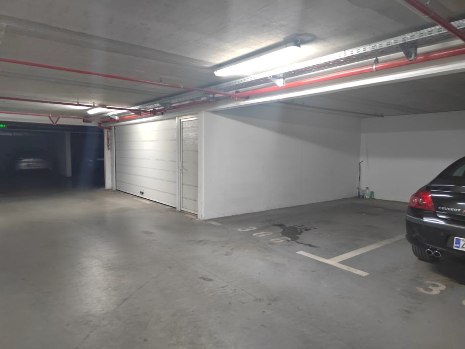 Garažno parkirno mjesto, Špansko, 16,53 m2, Ul. Marije Radić (prodaja)