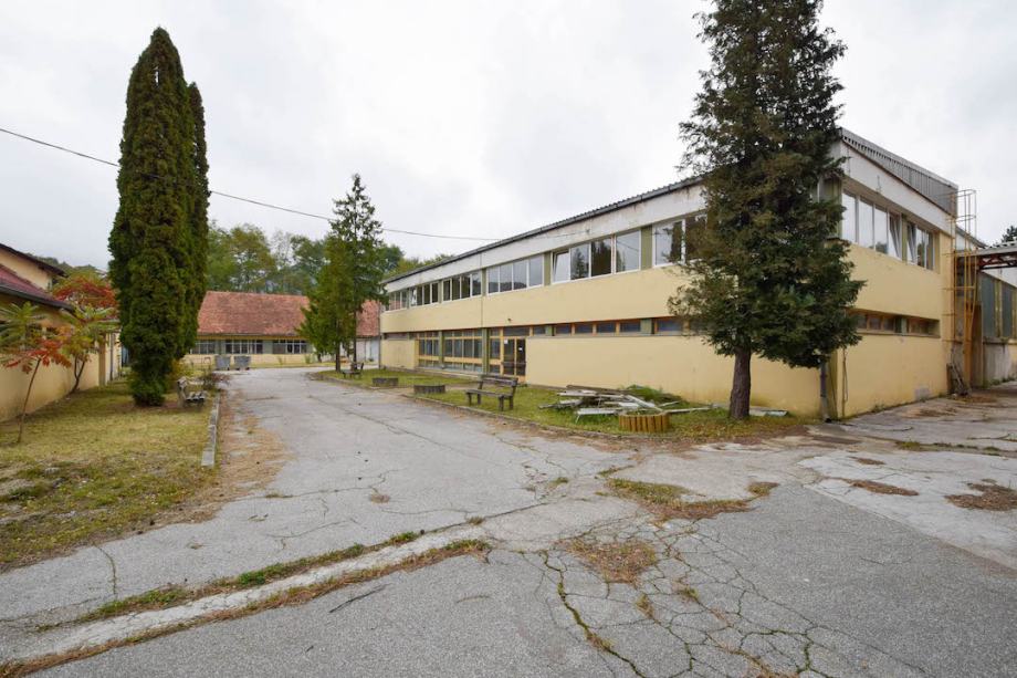 Novi Golubovec, tvornica površine 3.200 m2 na parceli 8.500 m2 (prodaja)