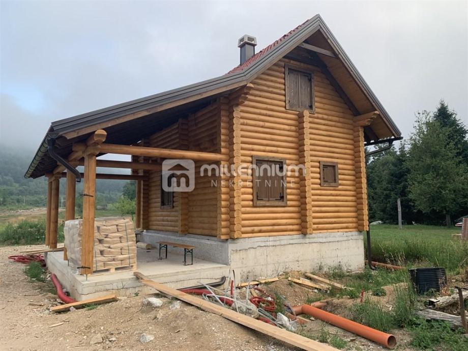 Gorski Kotar, Fužine, novogradnja - drvena kuća, zemljište 28.006m2 (prodaja)