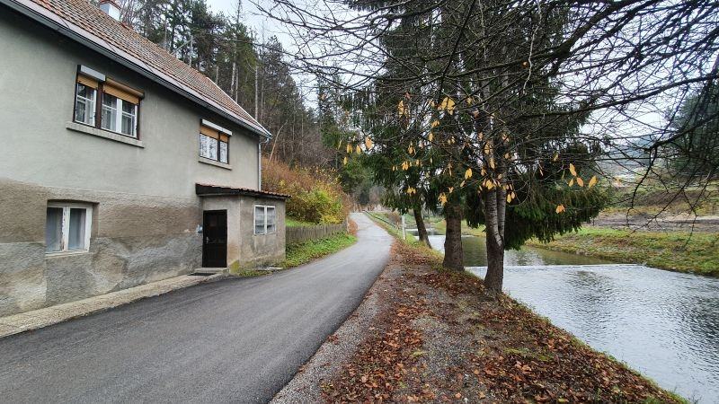 Gorski kotar, Vrbovsko, kuća uz rijeku Dobru (prodaja)