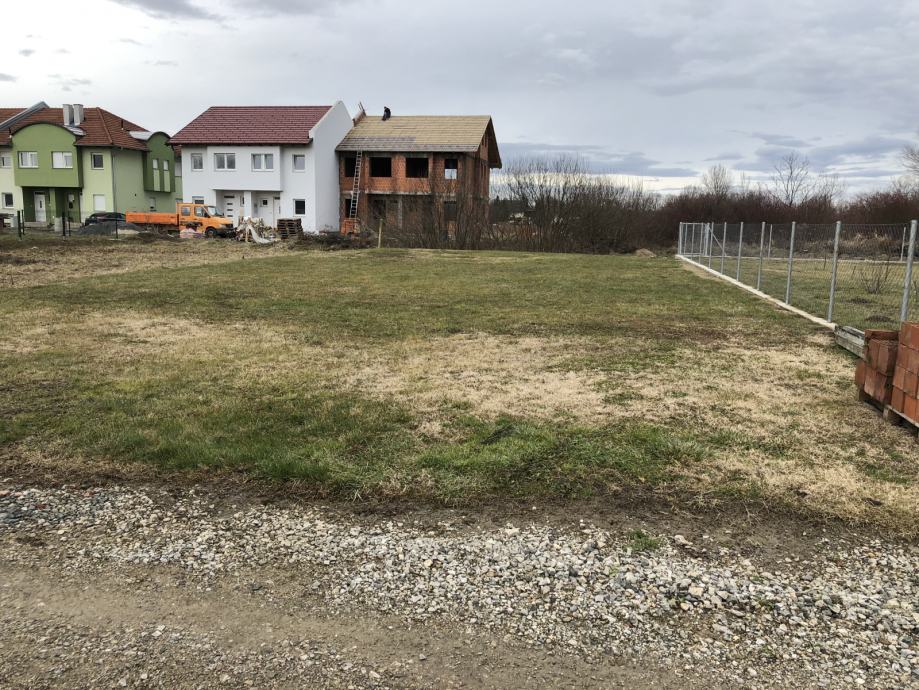 Građevinsko zemljište, Zeleni brijeg, Sisak, 400 m2