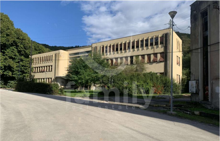 INVESTICIJSKA PRILIKA - IMPRESIVNA POVRŠINA POSLOVNOG POTENCIJALA — slika 1