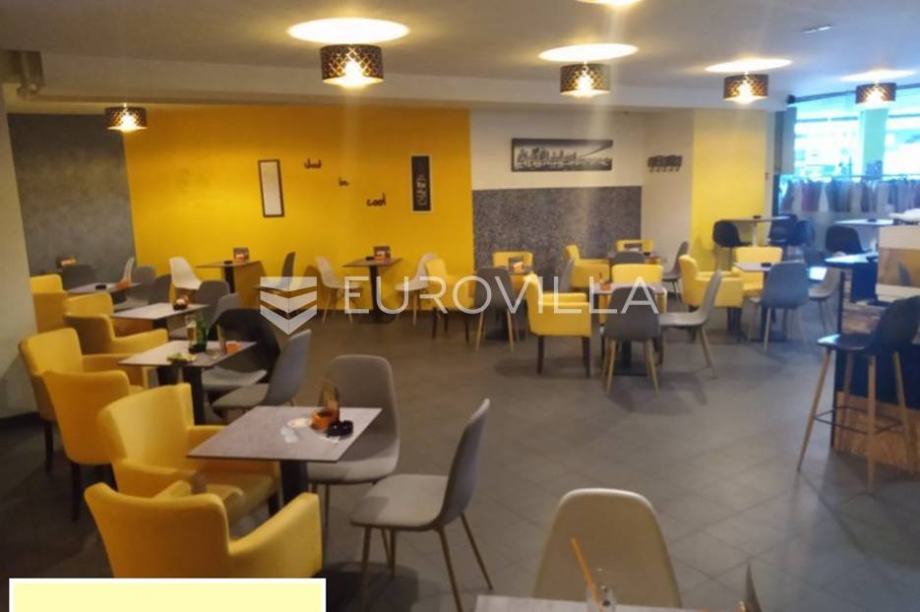 Istra, Pula, centar grada poslovni prostor NKP 130 m2 za više mogućih (prodaja)